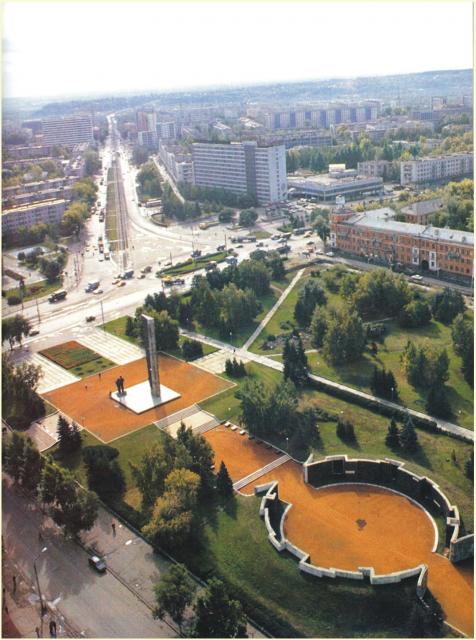 Добровольский В.Ф. Мемориальный комплекс, посвященный жителям Алтая, погибшим в годы Великой Отечетственной войны. 1971-1975